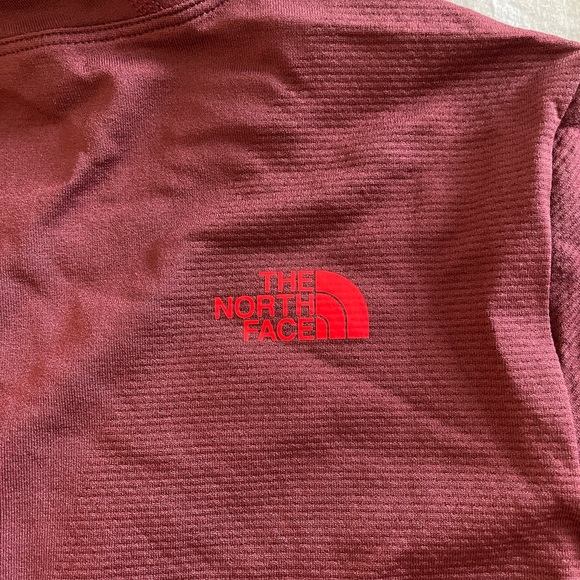 The North Face Women’s Long-sleeve Secondskin Hooded Top Size Medium - Picture 3 of 4